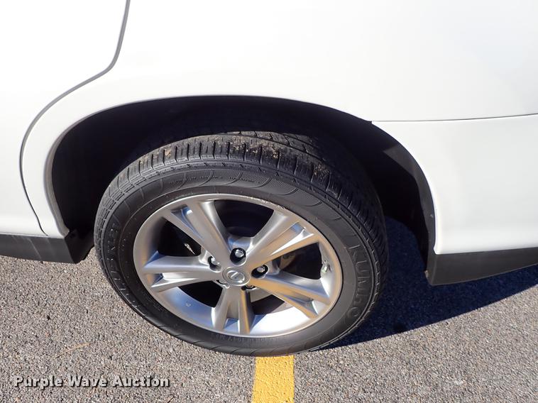 image for item DG2935 2006 Lexus RX400H SUV