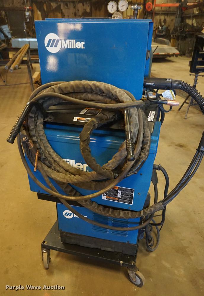 image for item DI9295 Miller Aluma Power 450 MPA welder