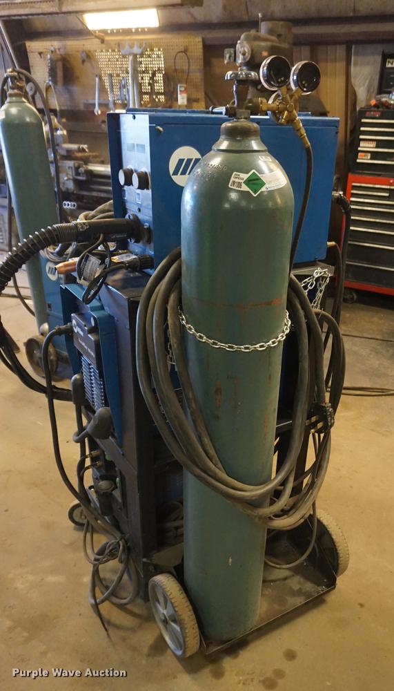 image for item DI9295 Miller Aluma Power 450 MPA welder