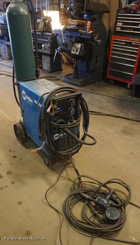 image for item DI9298 Miller Millermatic 300 wire welder