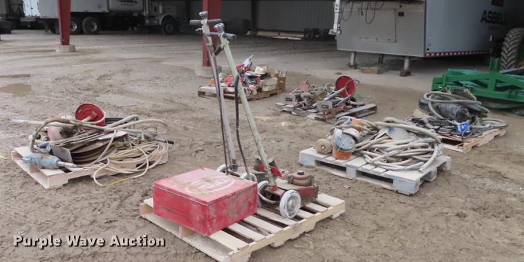 image for item DN9138 Truck parts