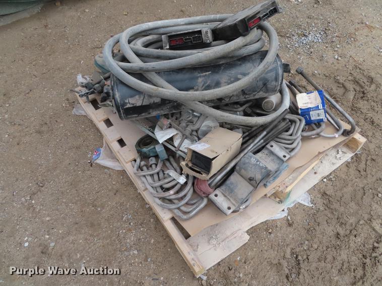 image for item DN9138 Truck parts