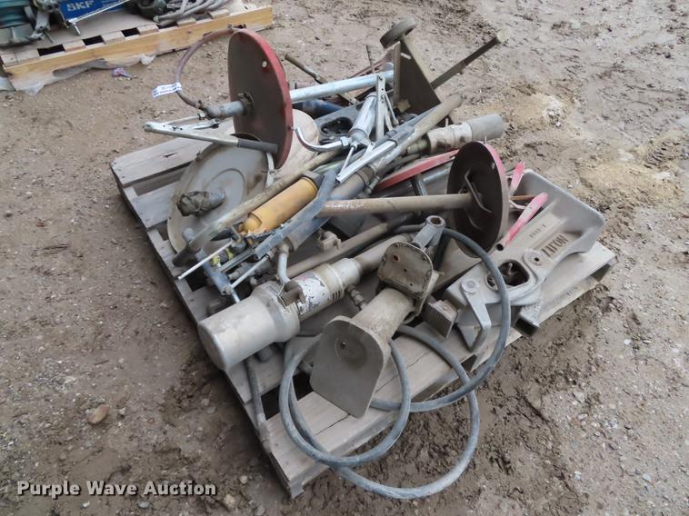 image for item DN9138 Truck parts