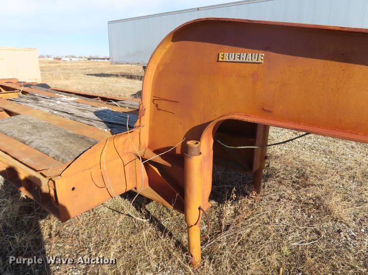 image for item DN9145 1955 Fruehauf equipment trailer