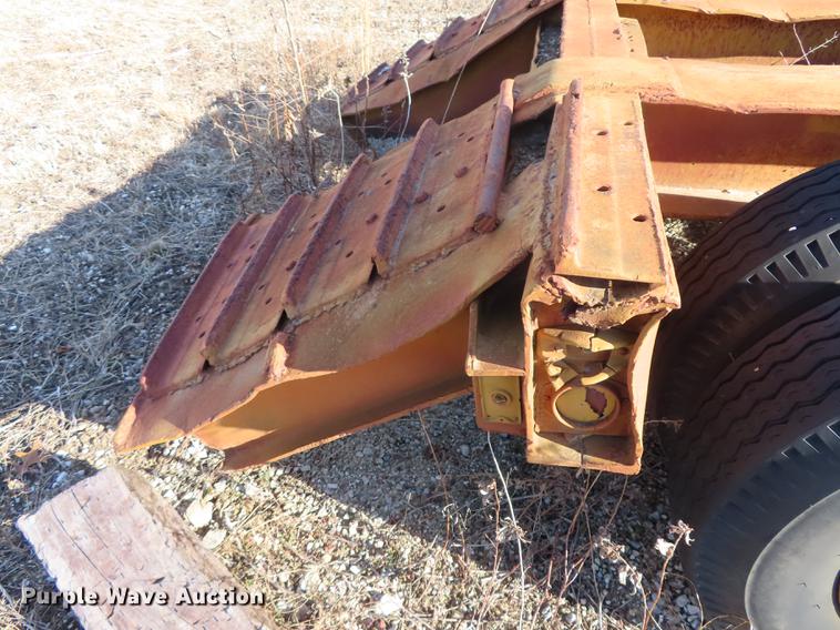 image for item DN9145 1955 Fruehauf equipment trailer