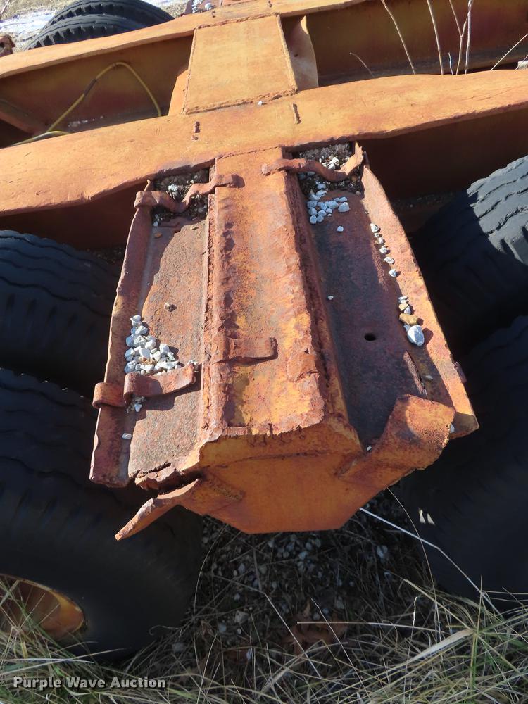 image for item DN9145 1955 Fruehauf equipment trailer