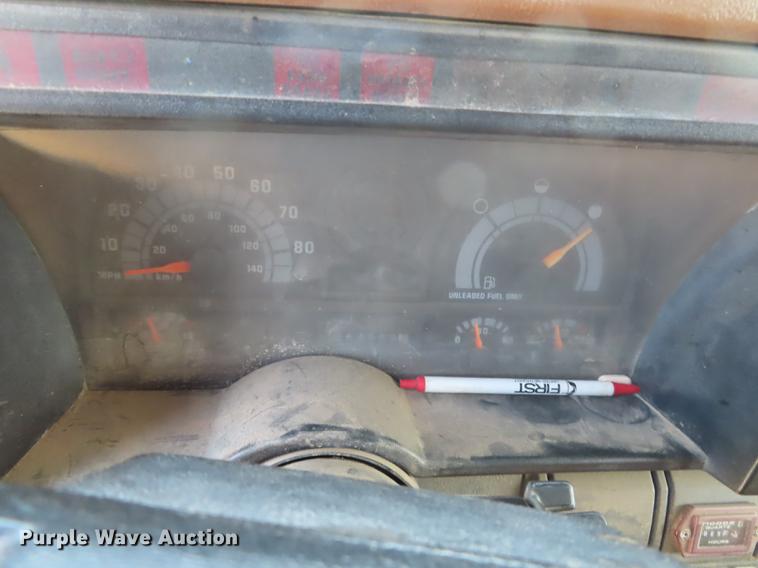 image for item DN9147 1991 GMC TopKick C7500 dump truck