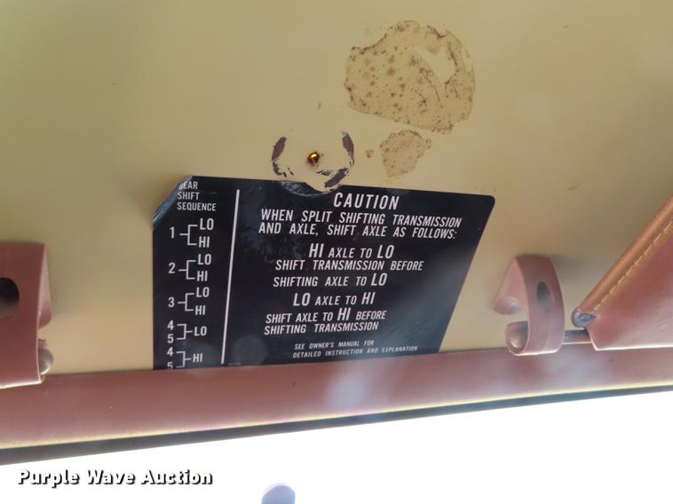 image for item DN9147 1991 GMC TopKick C7500 dump truck