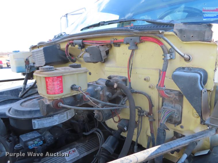 image for item DN9147 1991 GMC TopKick C7500 dump truck