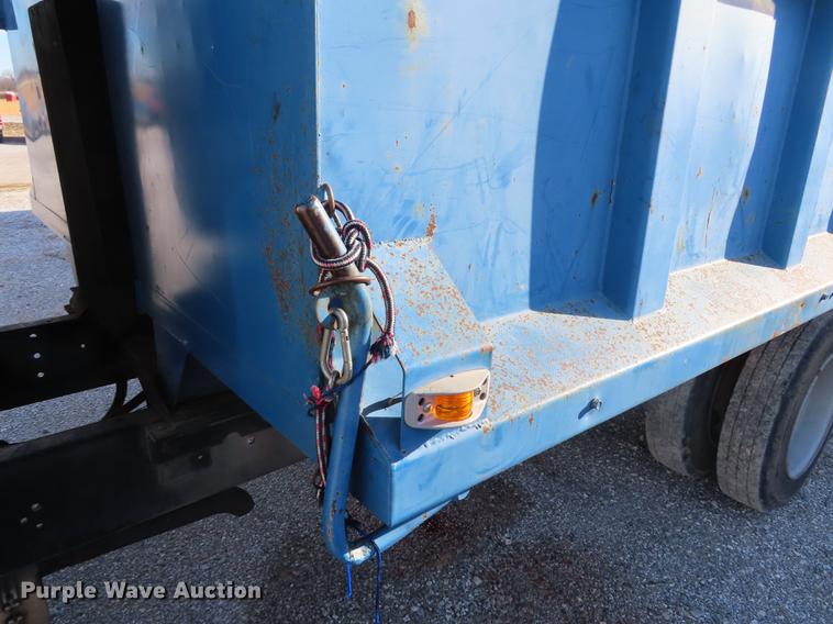 image for item DN9147 1991 GMC TopKick C7500 dump truck