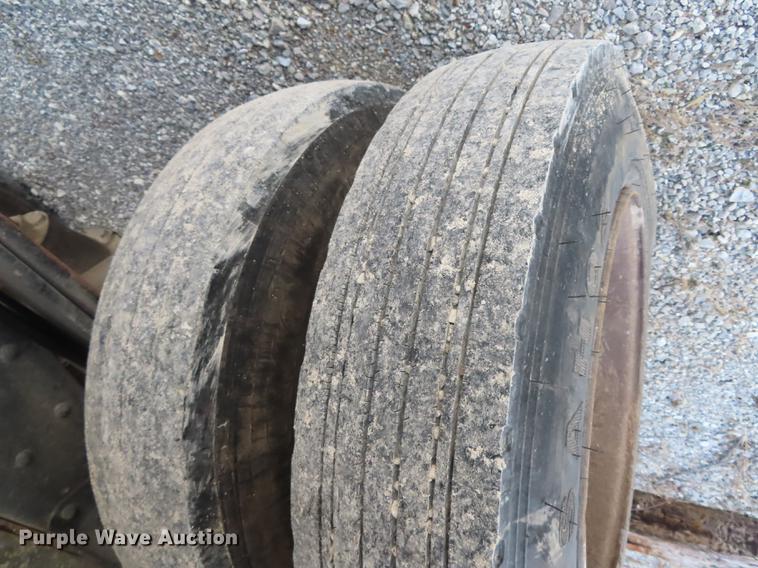 image for item DN9147 1991 GMC TopKick C7500 dump truck