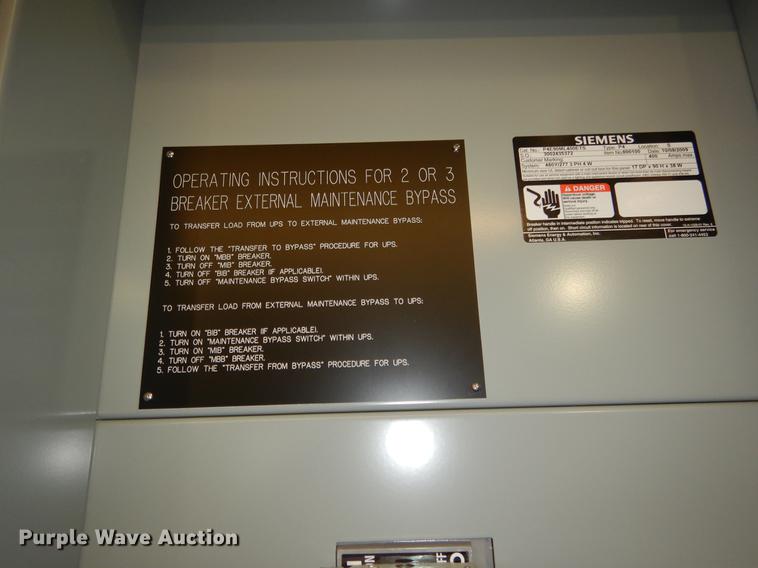 image for item DY9768 Siemens three breaker maintenance bypass panel