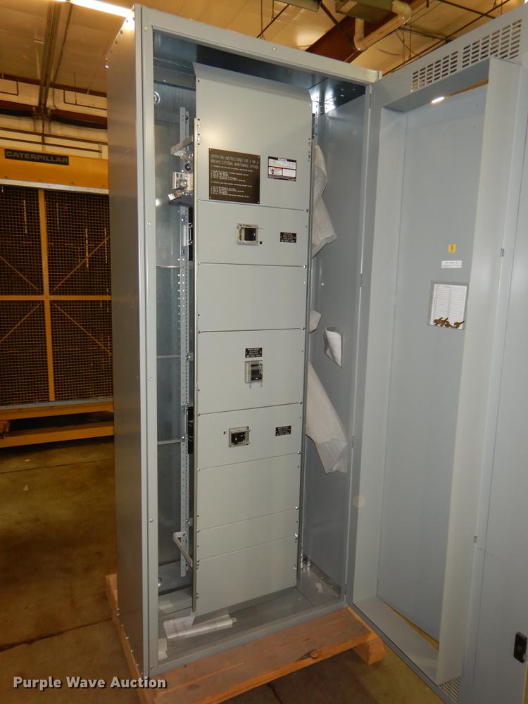 image for item DY9768 Siemens three breaker maintenance bypass panel