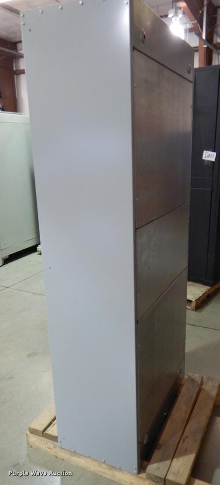 image for item DY9773 Siemens UPS maintenance bypass panel