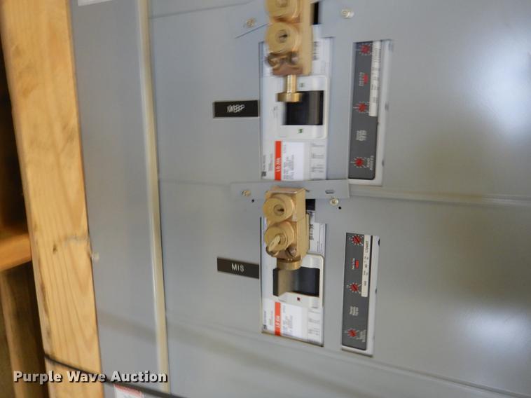 image for item DY9776 Cutler Hammer UPS maintenance bypass panel
