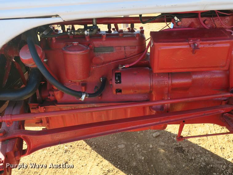 image for item EO9458 Ford 9N tractor
