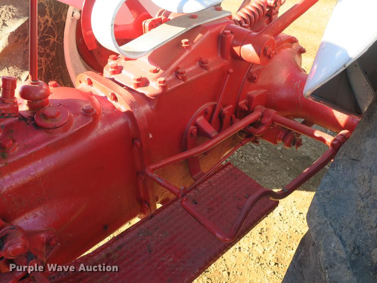 image for item EO9458 Ford 9N tractor