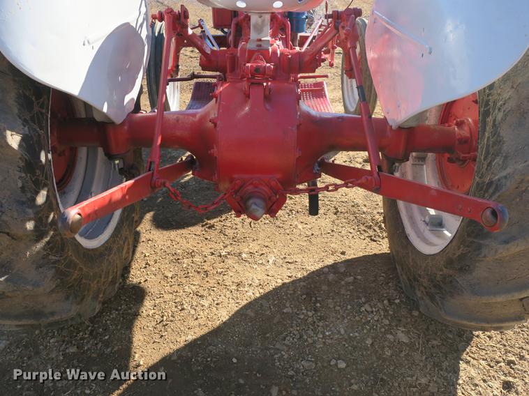 image for item EO9458 Ford 9N tractor