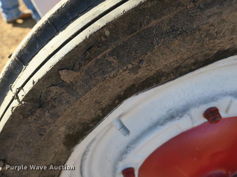 image for item EO9458 Ford 9N tractor