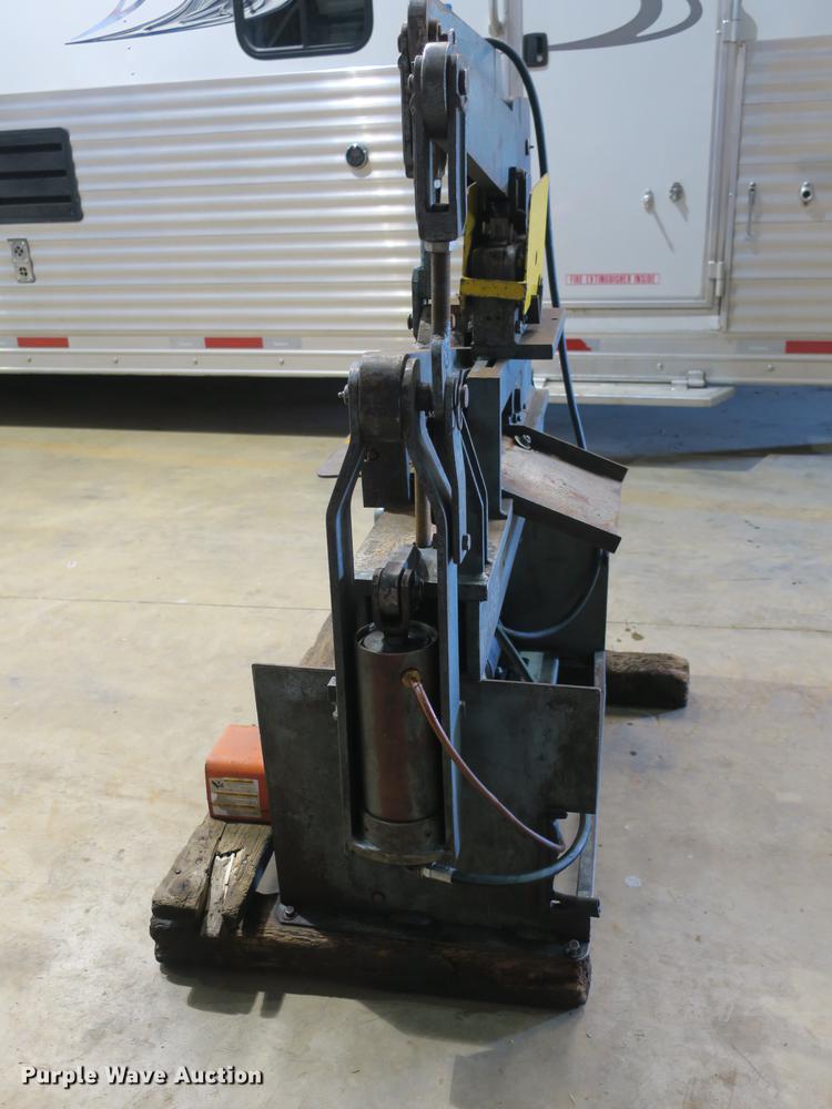 image for item EO9460 Scotchman 314.C6 iron worker