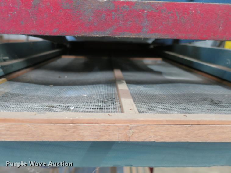 image for item EO9461 Big Chief hammer mill and screener