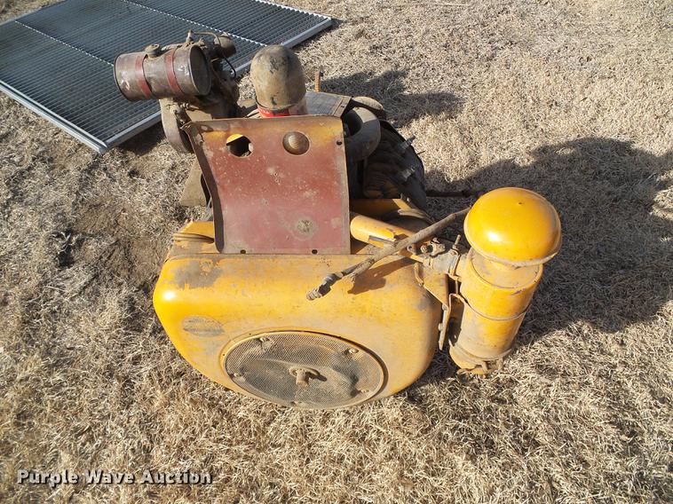 image for item EQ9026 (2) Wisconsin gas engines