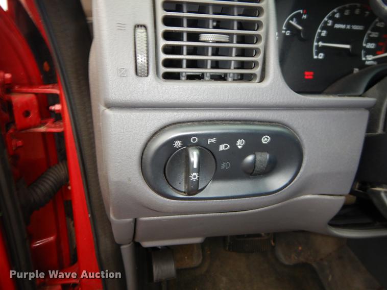 image for item ER9386 2002 Ford Explorer XLT SUV