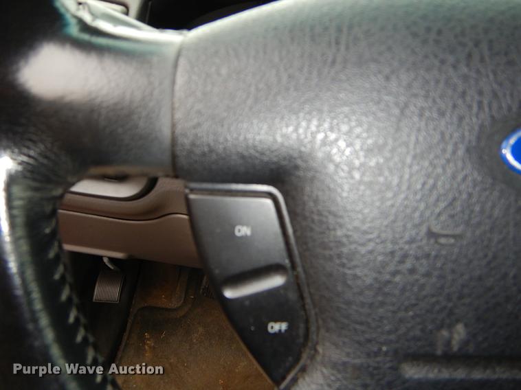 image for item ER9386 2002 Ford Explorer XLT SUV