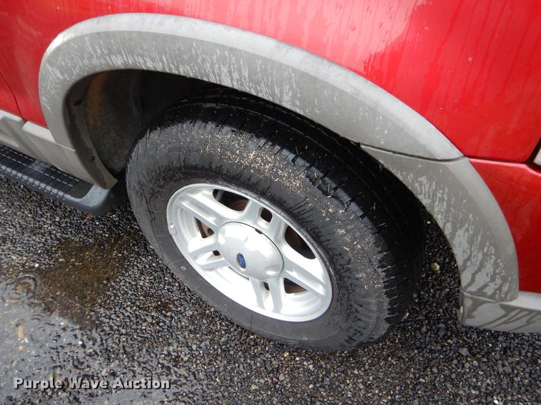 image for item ER9386 2002 Ford Explorer XLT SUV