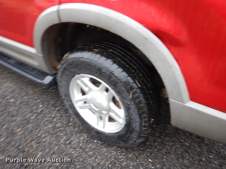 image for item ER9386 2002 Ford Explorer XLT SUV