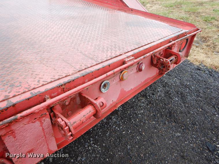 image for item ER9387 Shop built car carrier trailer