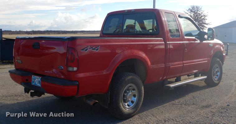 image for item ER9393 2004 Ford F250 Super Duty SuperCab pickup truck