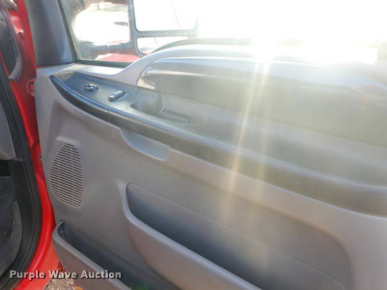 image for item ER9393 2004 Ford F250 Super Duty SuperCab pickup truck