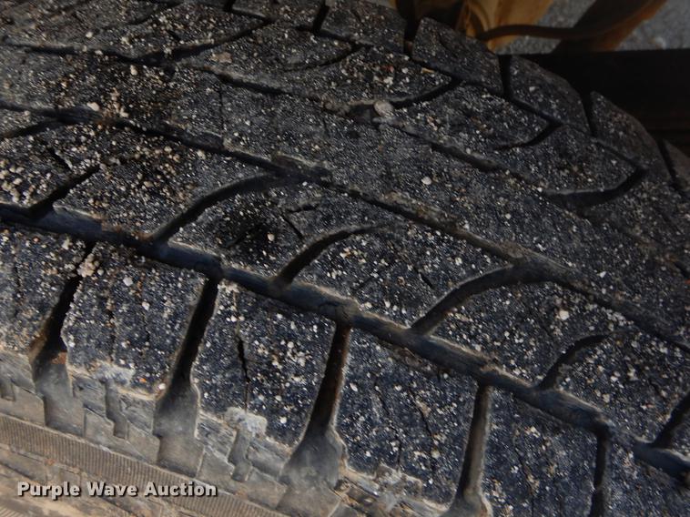 image for item ER9393 2004 Ford F250 Super Duty SuperCab pickup truck