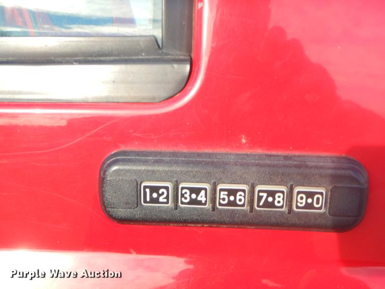 image for item ER9393 2004 Ford F250 Super Duty SuperCab pickup truck