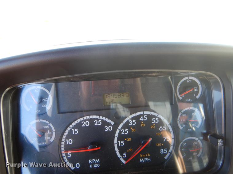 image for item ER9396 2007 Freightliner Business Class M2 tank truck