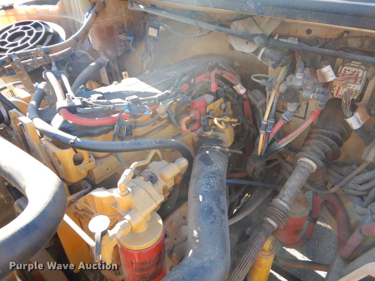 image for item ER9396 2007 Freightliner Business Class M2 tank truck