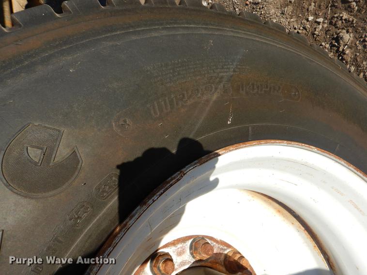 image for item ER9396 2007 Freightliner Business Class M2 tank truck