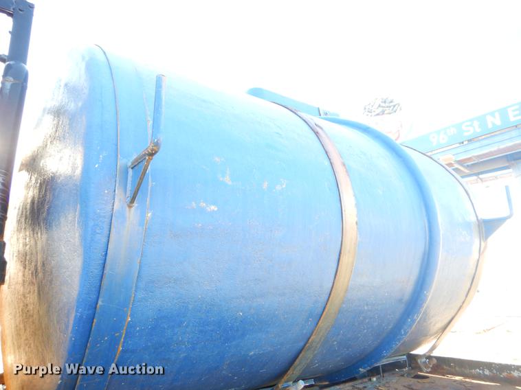 image for item ER9396 2007 Freightliner Business Class M2 tank truck