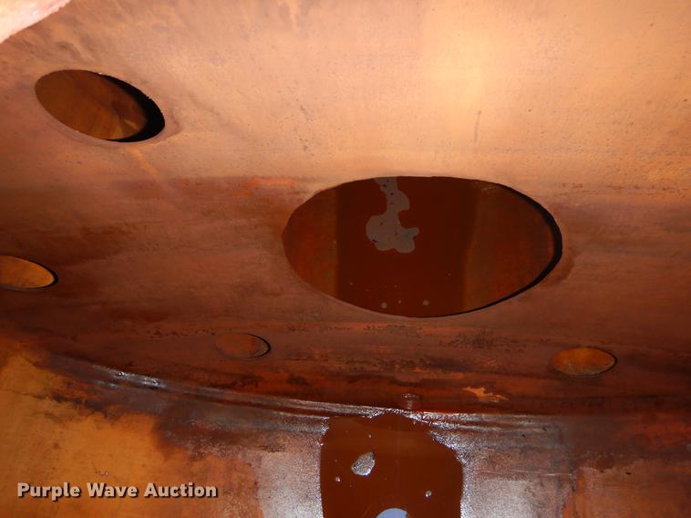 image for item ER9396 2007 Freightliner Business Class M2 tank truck