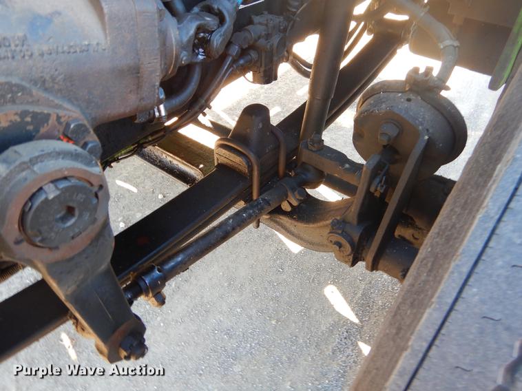 image for item ER9397 2003 Kenworth T300 truck cab and chassis