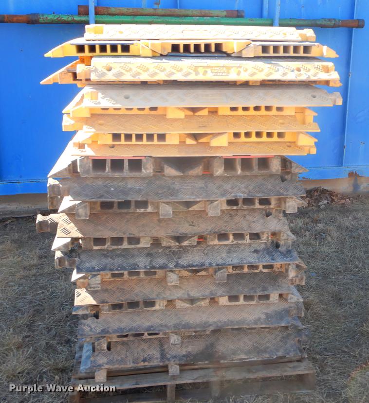 image for item ER9401 Approximately 45 oilfield cable protectors