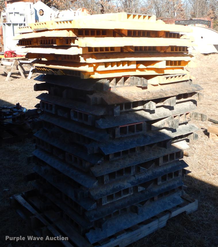 image for item ER9401 Approximately 45 oilfield cable protectors