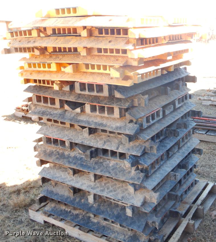 image for item ER9401 Approximately 45 oilfield cable protectors