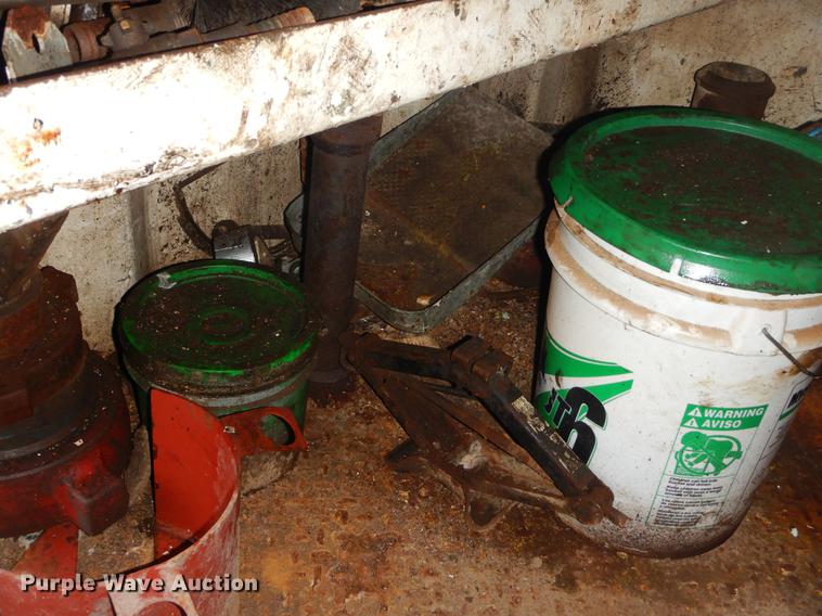 image for item ER9409 Oilfield compressor skid