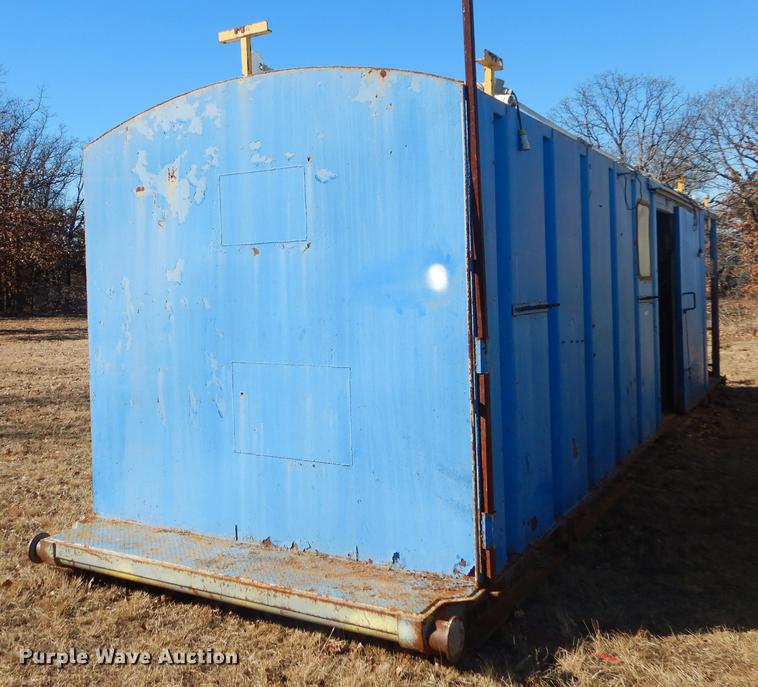 image for item ER9410 Oil field office