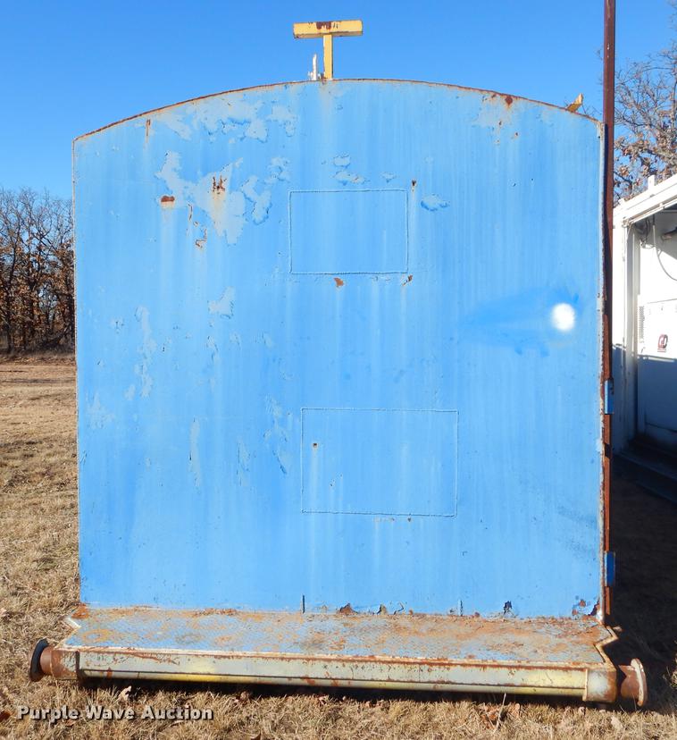 image for item ER9410 Oil field office