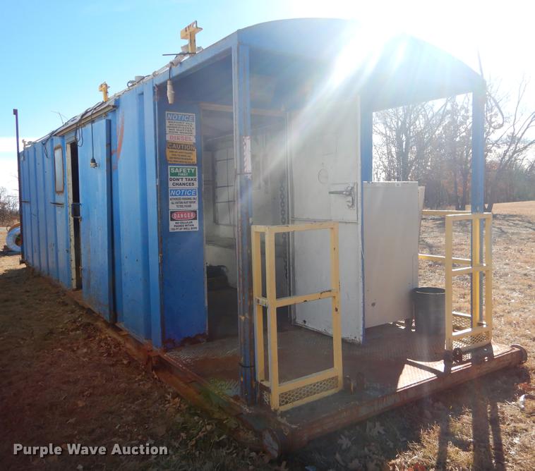 image for item ER9410 Oil field office