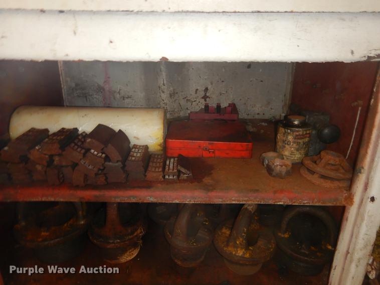 image for item ER9410 Oil field office