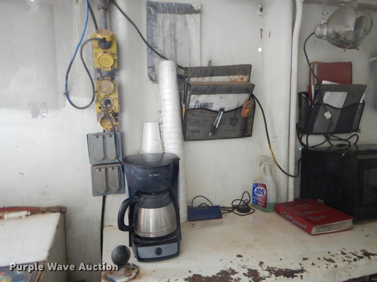 image for item ER9410 Oil field office